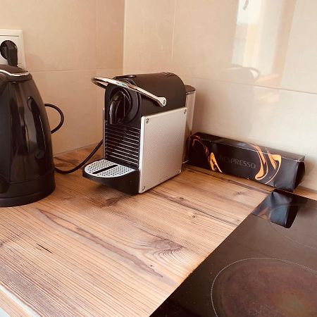 Felix Living 4, Modern & Cozy 2 Zimmer Wohnung, Balkon, Parkplatz Salzweg Esterno foto