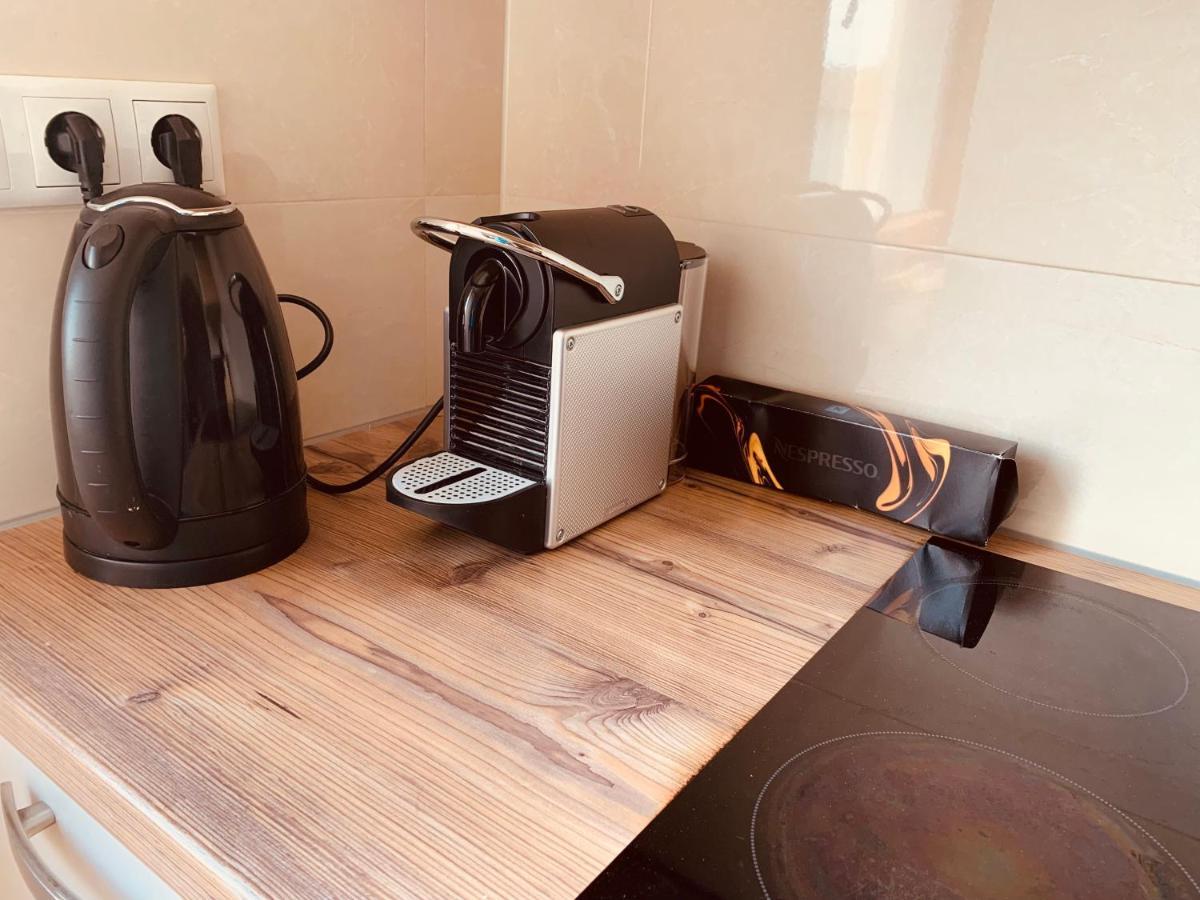 Felix Living 4, Modern & Cozy 2 Zimmer Wohnung, Balkon, Parkplatz Salzweg Esterno foto